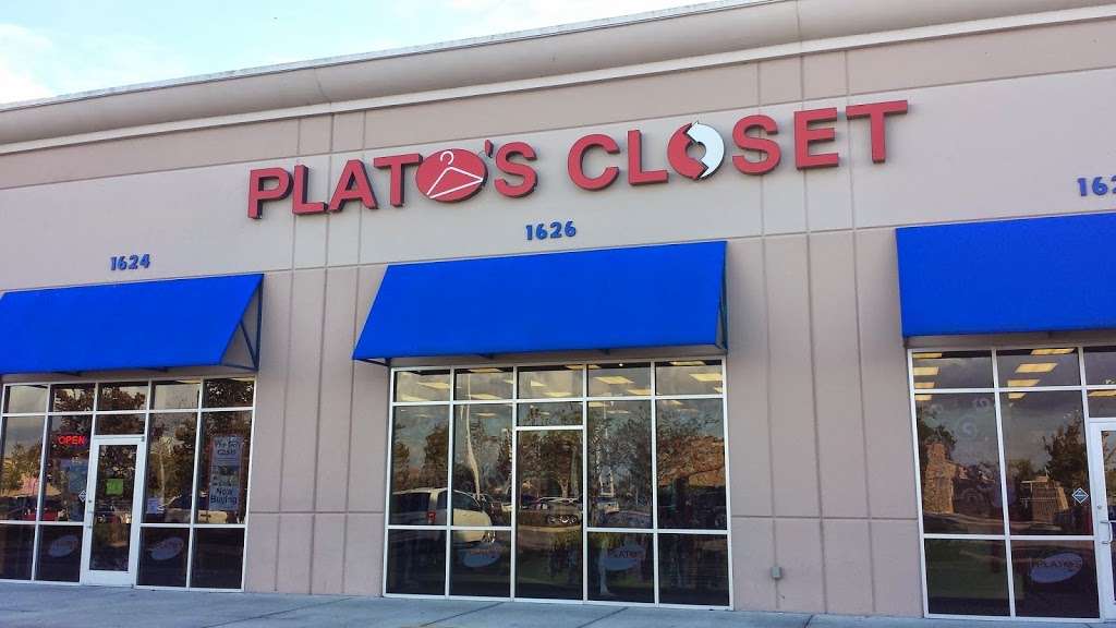 Platos Closet Kissimmee | 1624 W Osceola Pkwy, Kissimmee, FL 34741, USA | Phone: (407) 870-0663