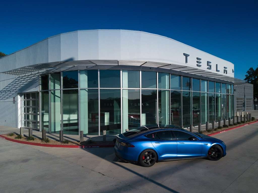 Tesla | 23011 I-10 West, San Antonio, TX 78257, USA | Phone: (210) 974-6035