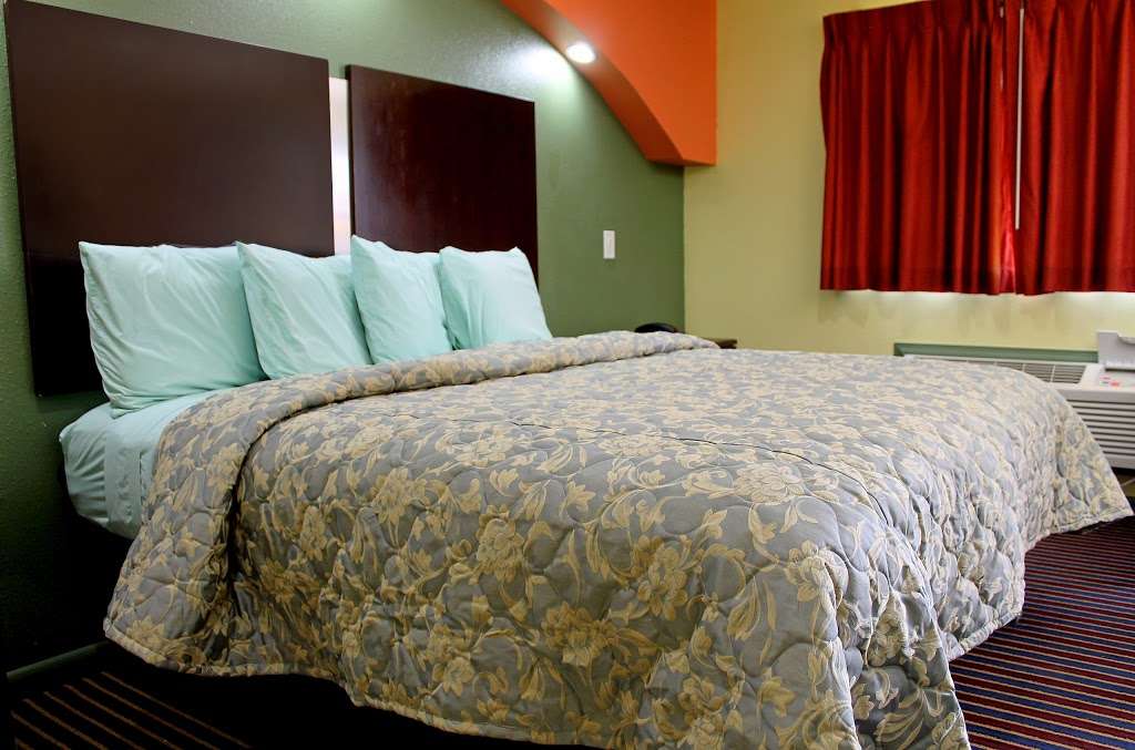 San Pedro Motel | 6231 San Pedro Ave, San Antonio, TX 78216, USA | Phone: (210) 340-2238