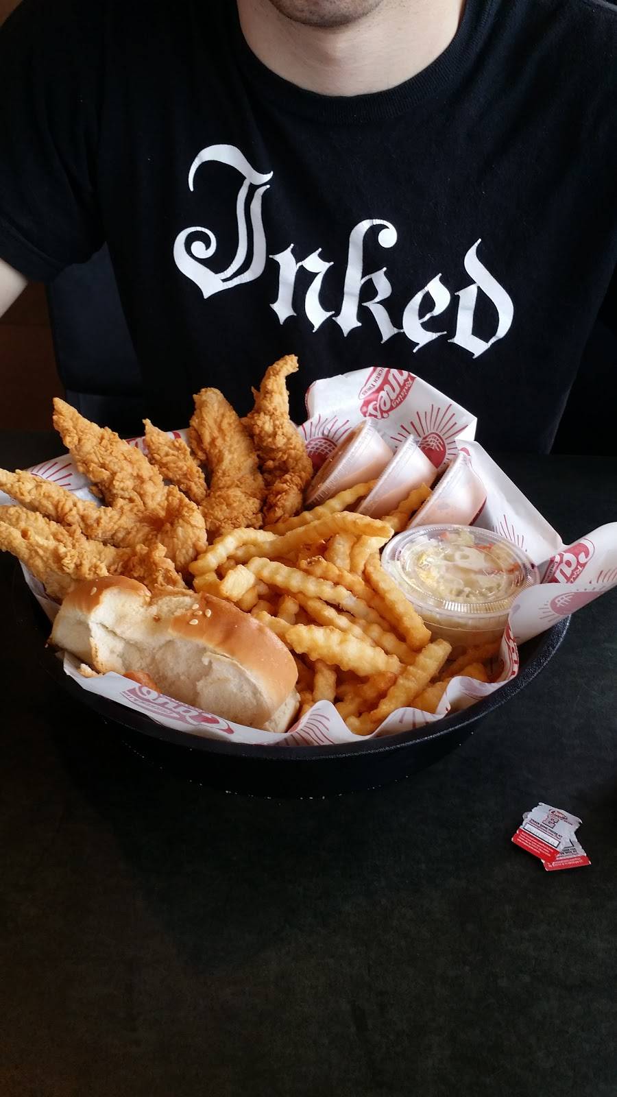 Raising Canes Chicken Fingers | 2800 S. Airport Depot Blvd, Midwest City, OK 73110, USA | Phone: (405) 869-7127