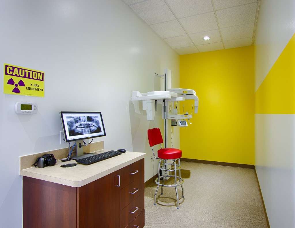 AvA Orthodontics & Invisalign 20920 Kuykendahl Rd, Spring, TX 77379