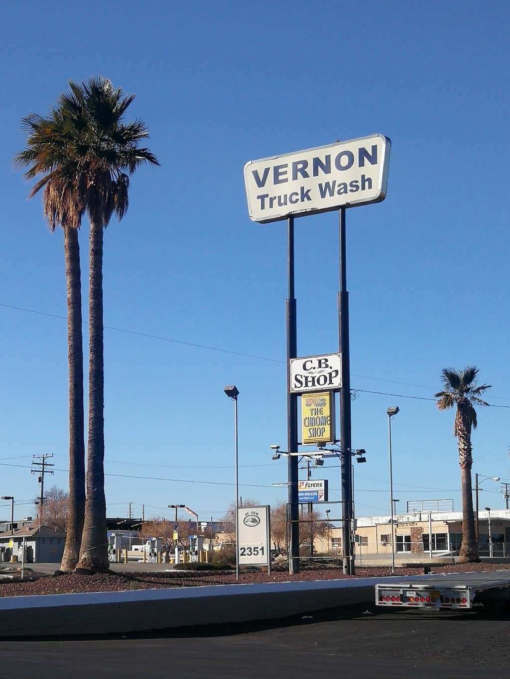 Vernon Truck Wash | 2351 Main St, Barstow, CA 92311, USA | Phone: (760) 256-0306