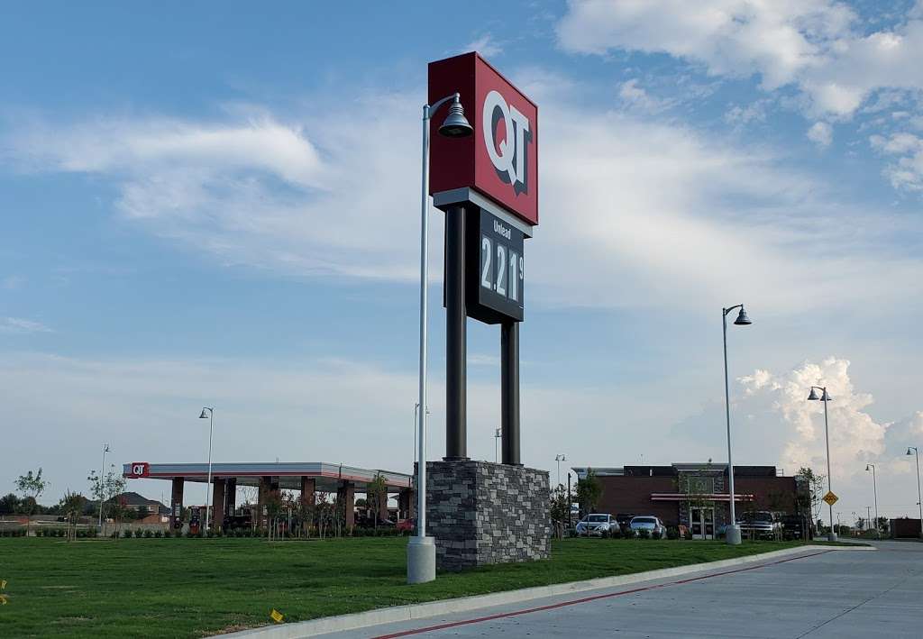 QuikTrip | 470 US-80, Sunnyvale, TX 75182, USA | Phone: (972) 203-8199