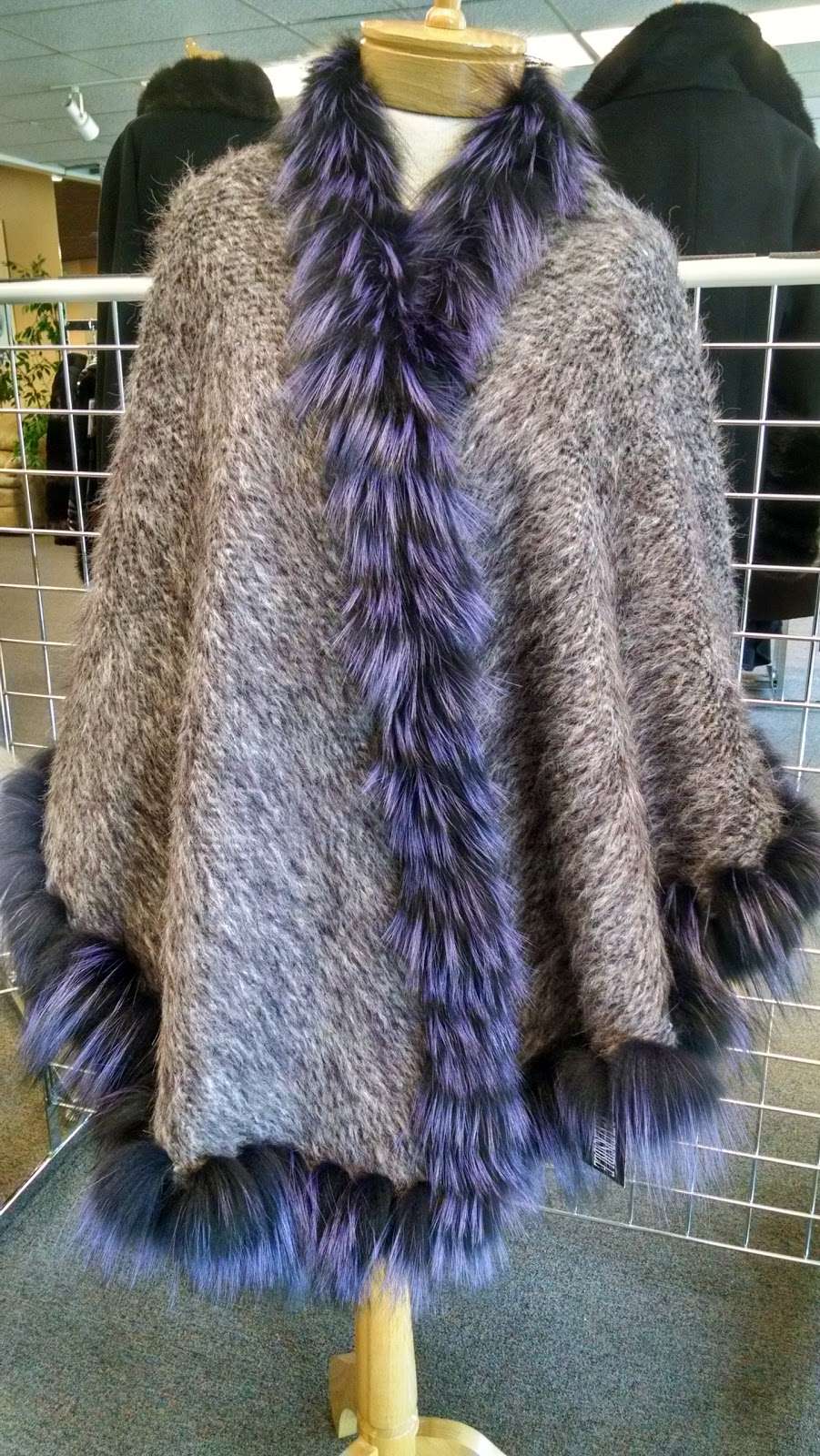 Furs By Guarino | 190 US-22, Green Brook Township, NJ 08812, USA | Phone: (732) 968-8700