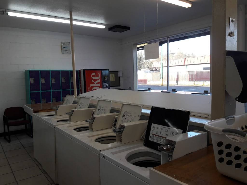 Sparkles Laundromat | 4437 SE Johnson Creek Blvd, Portland, OR 97222, USA | Phone: (971) 202-7242