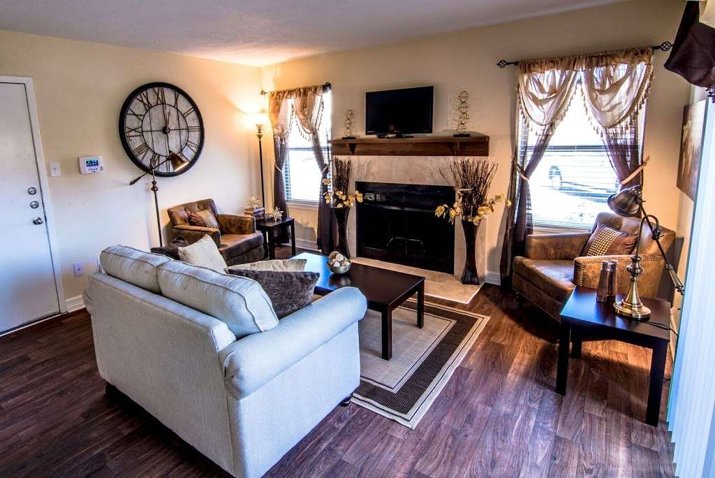 Cedar Ridge Apartments | 2900 W Baker Rd, Baytown, TX 77521 | Phone: (281) 968-8568