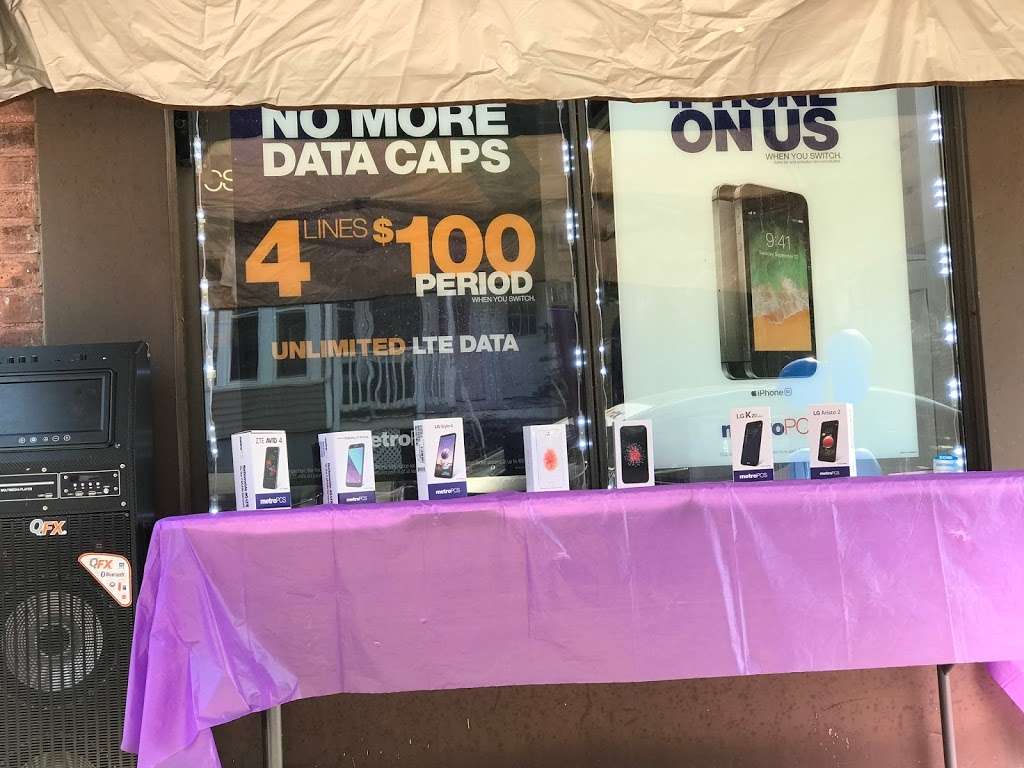 Metro by T-Mobile | 407 Park Ave, Woonsocket, RI 02895 | Phone: (401) 356-0004