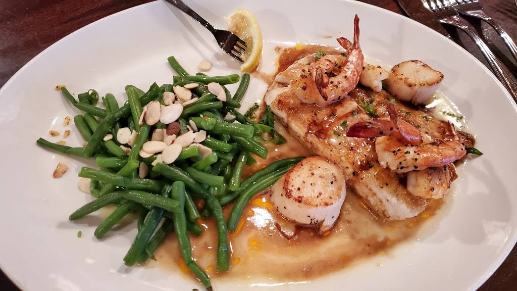 Pappadeaux Seafood Kitchen | 10428 Lombardy Ln, Dallas, TX 75220, USA | Phone: (214) 358-1912