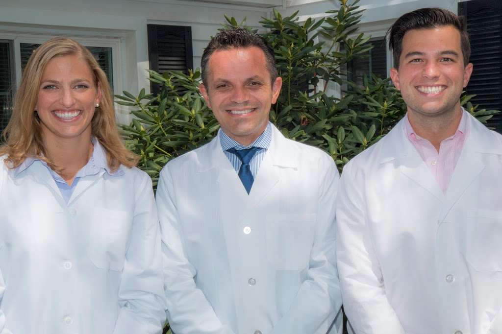 Weymouth Dental Associates | 130 Broad St, Weymouth, MA 02188, USA | Phone: (781) 660-1084