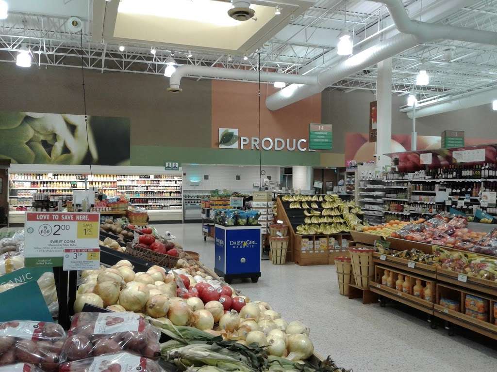 Publix Super Market at Chickasaw Trails | 2300 S Chickasaw Trail, Orlando, FL 32825, USA | Phone: (407) 277-8936