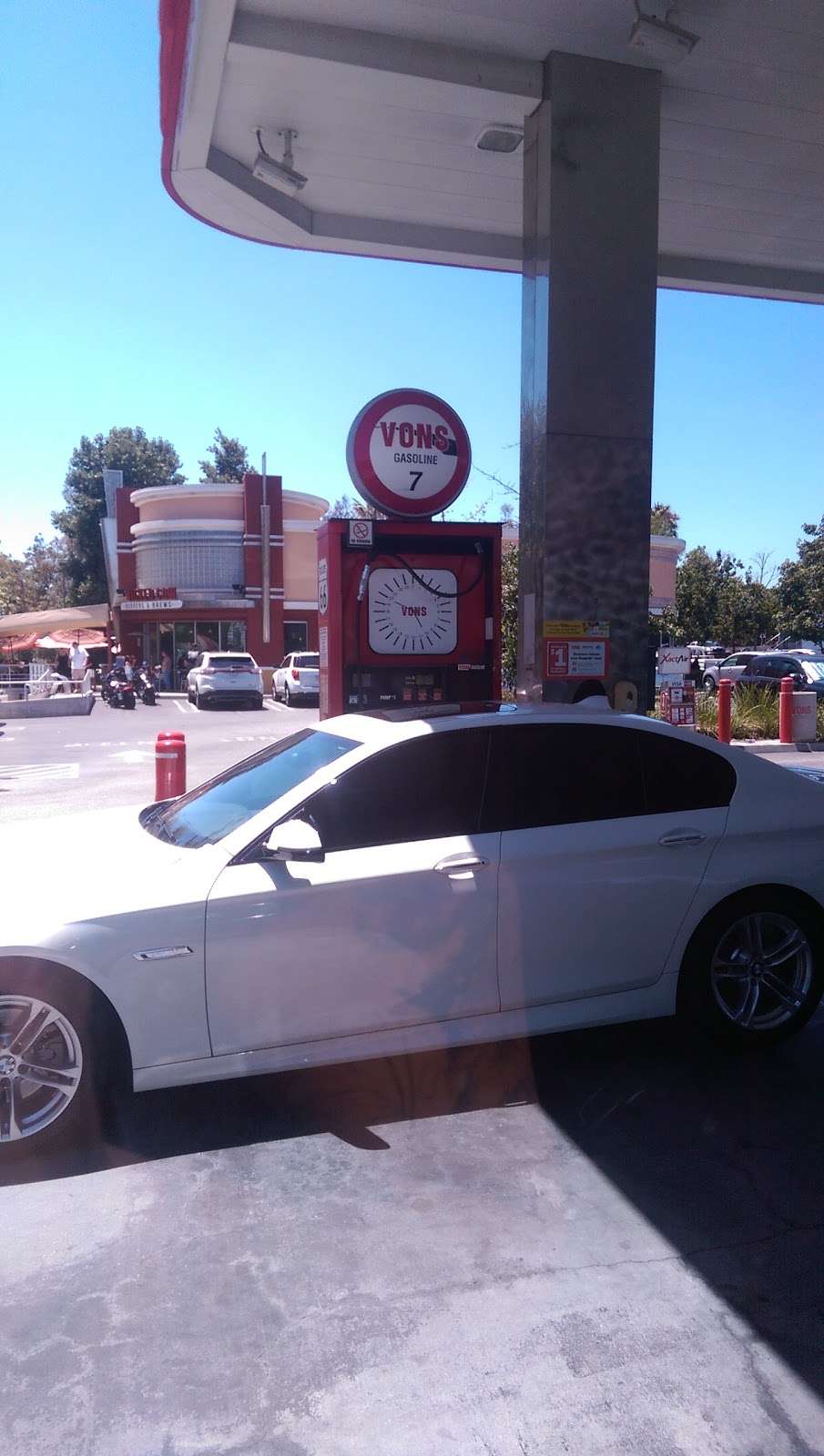 Vons Gas | 82 W Foothill Blvd, Upland, CA 91786, USA | Phone: (909) 981-7709