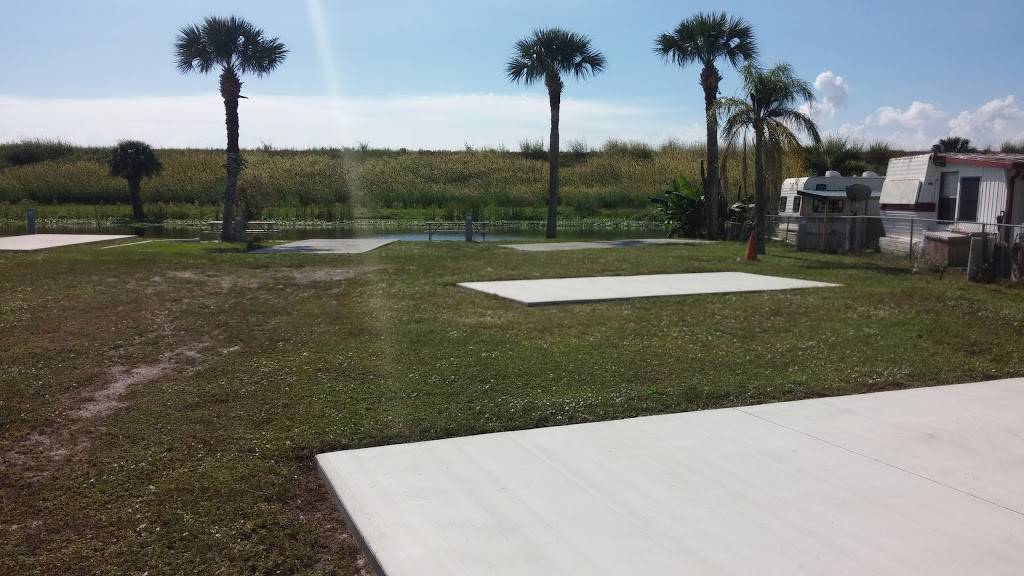 Knots Landing Adult Waterfront RV Community | SE, 5300 US-441, Okeechobee, FL 34974, USA | Phone: (863) 623-5959