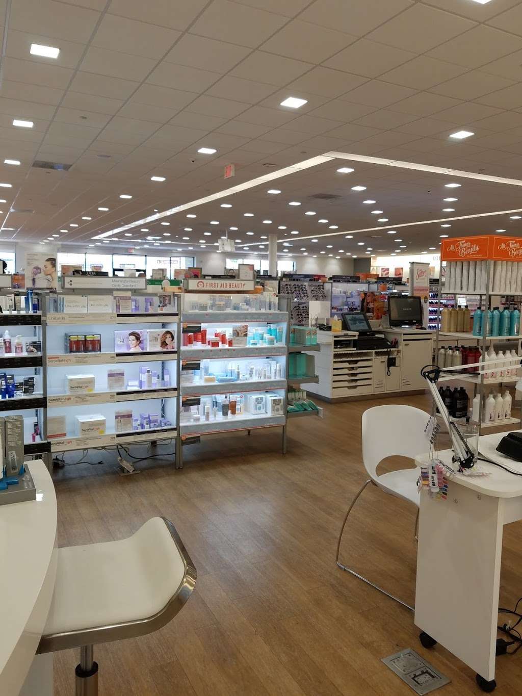 Ulta Beauty | 1781 Alameda St, Compton, CA 90220 | Phone: (310) 885-1802