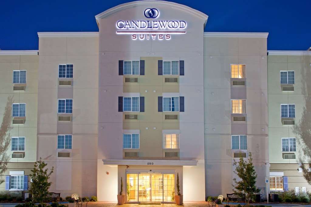 Candlewood Suites La Porte | 1250 S 13th St, La Porte, TX 77571, USA | Phone: (281) 471-0555