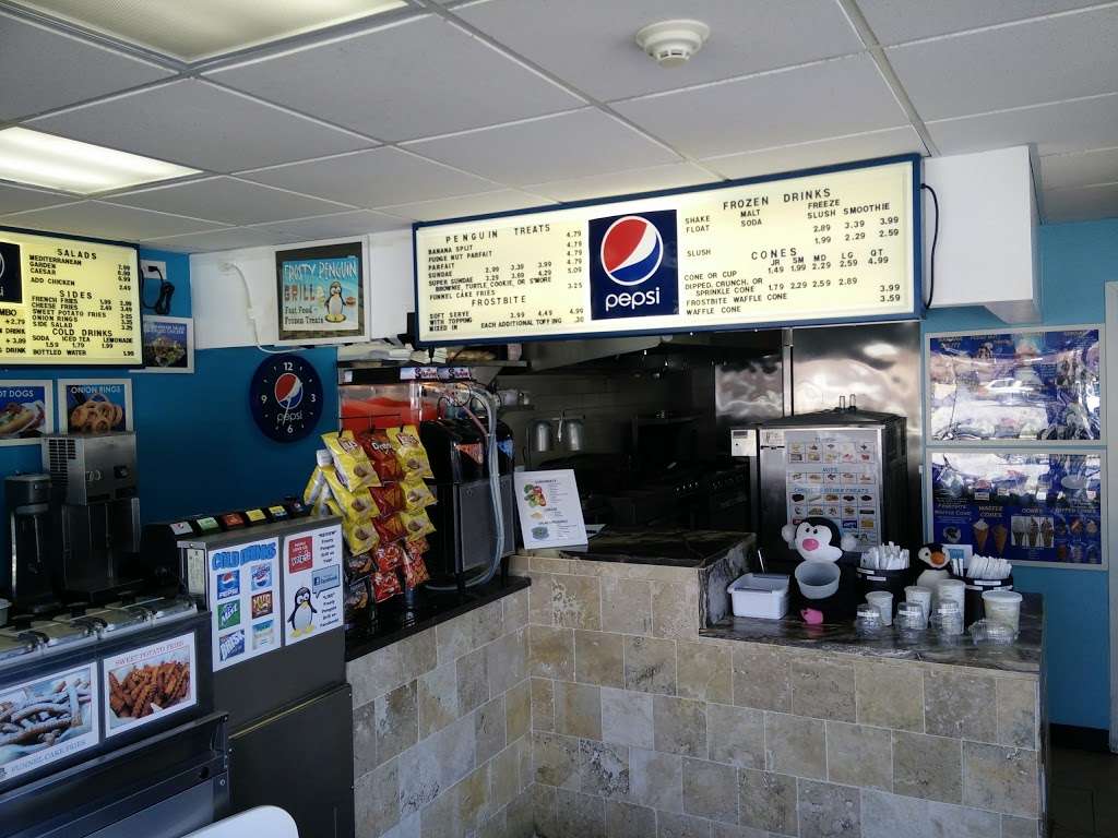 Frosty Penguin Grill - restaurant  | Photo 9 of 9 | Address: 1056 Busse Hwy, Park Ridge, IL 60068, USA | Phone: (847) 430-3178