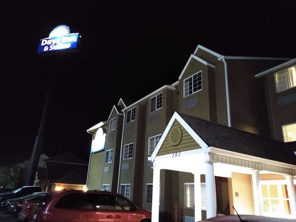 Days Inn & Suites by Wyndham Lafayette IN | 151 Frontage Rd, Lafayette, IN 47905 | Phone: (765) 746-7048