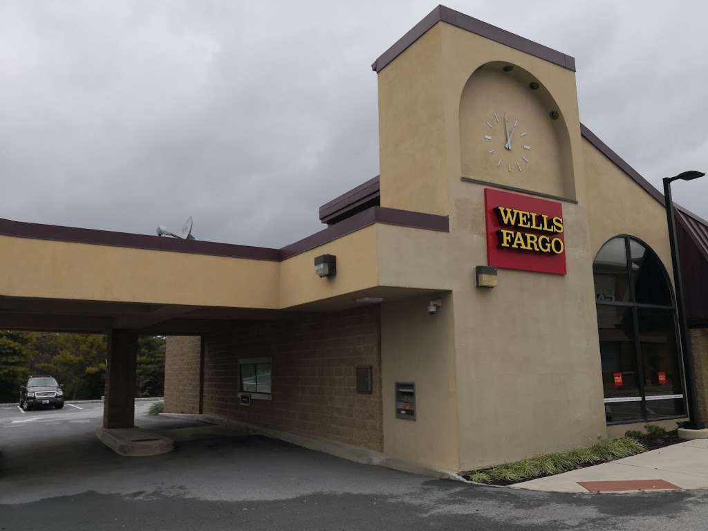 Wells Fargo Bank | 500 Chesterbrook Blvd, Chesterbrook, PA 19087 | Phone: (610) 251-7940