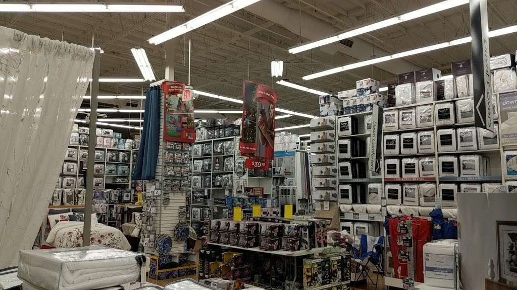 Bed Bath & Beyond | 13021 Peyton Dr, Chino Hills, CA 91709, USA | Phone: (909) 465-1550