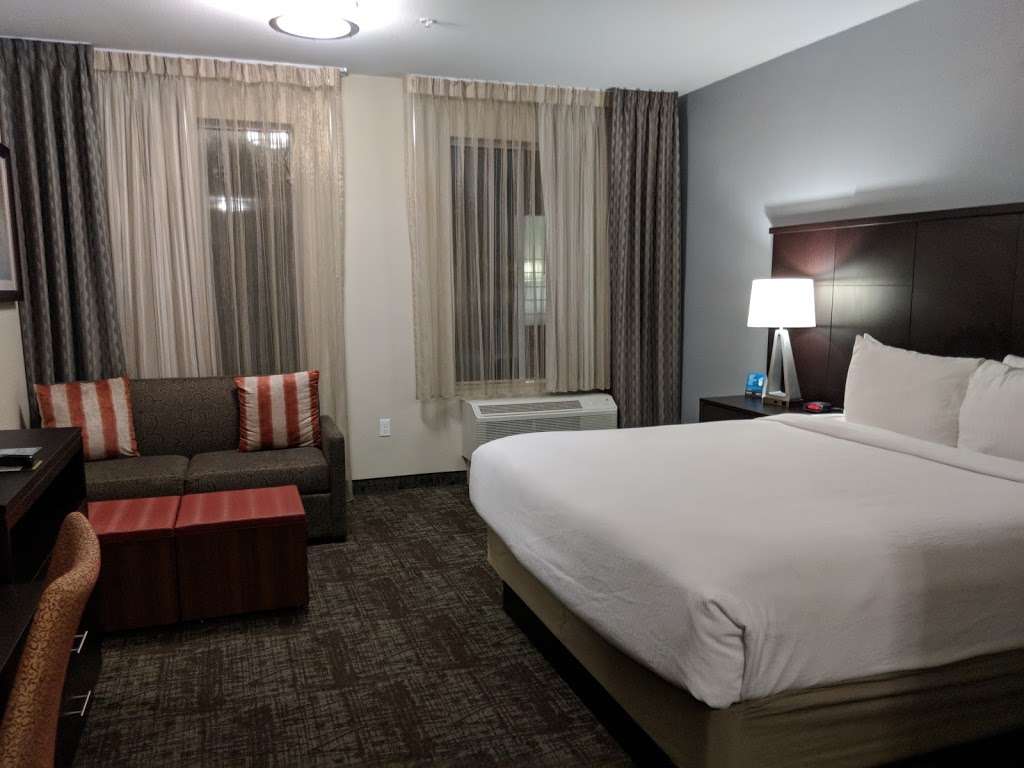 Staybridge Suites Anaheim At The Park | 1050 W Ball Rd, Anaheim, CA 92802 | Phone: (714) 860-4660