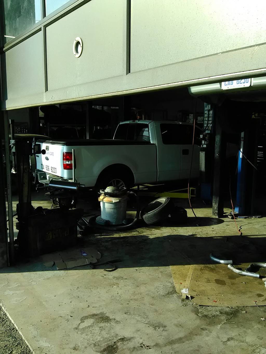 Dix & Goddard Auto & Truck Repair | 4153 Dix Hwy, Lincoln Park, MI 48146 | Phone: (313) 353-6780