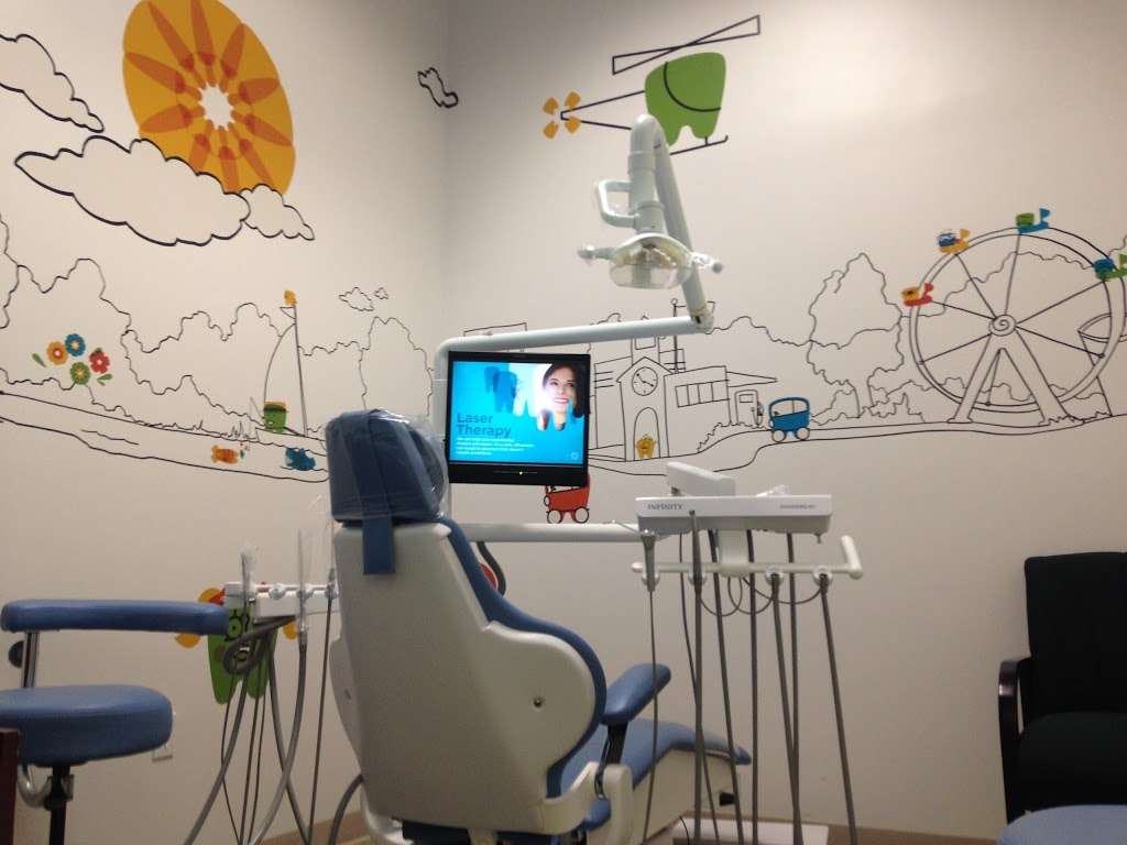 My Kids Dentist & Orthodontics | 2878 Campus Pkwy STE 1, Riverside, CA 92507, USA | Phone: (951) 571-0022