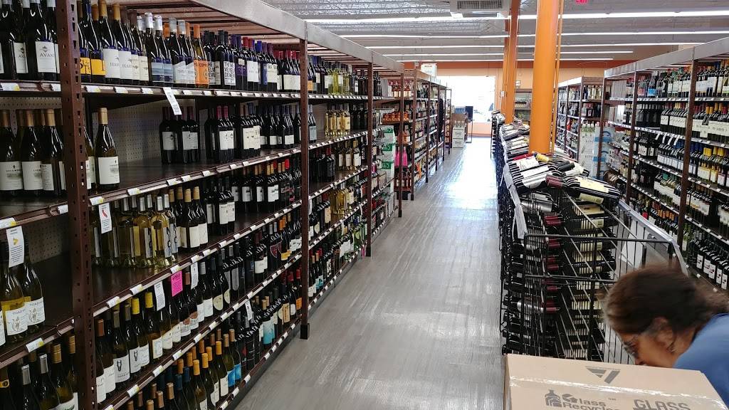 Specs Wines, Spirits & Finer Foods | 3100 7th St, Bay City, TX 77414 | Phone: (979) 323-9898