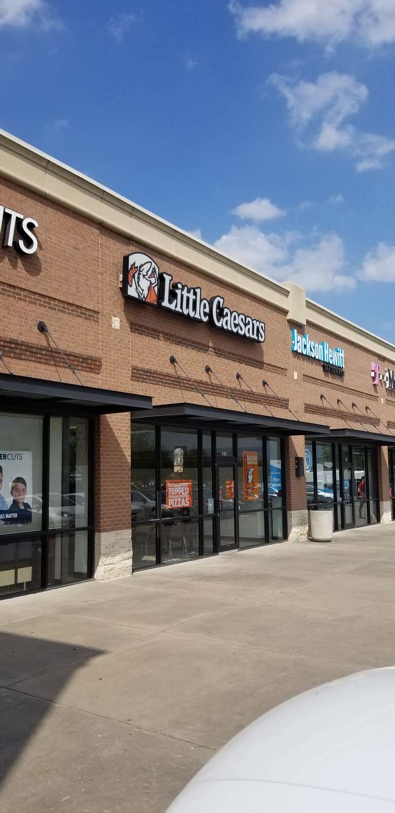 Little Caesars Pizza | 2645 Arapaho Rd, Garland, TX 75044, USA | Phone: (972) 530-7681