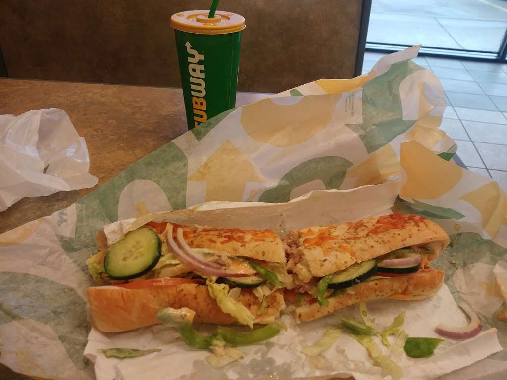 Subway | 533 S, TX-121 Suite 7, Lewisville, TX 75067, USA | Phone: (972) 459-7204