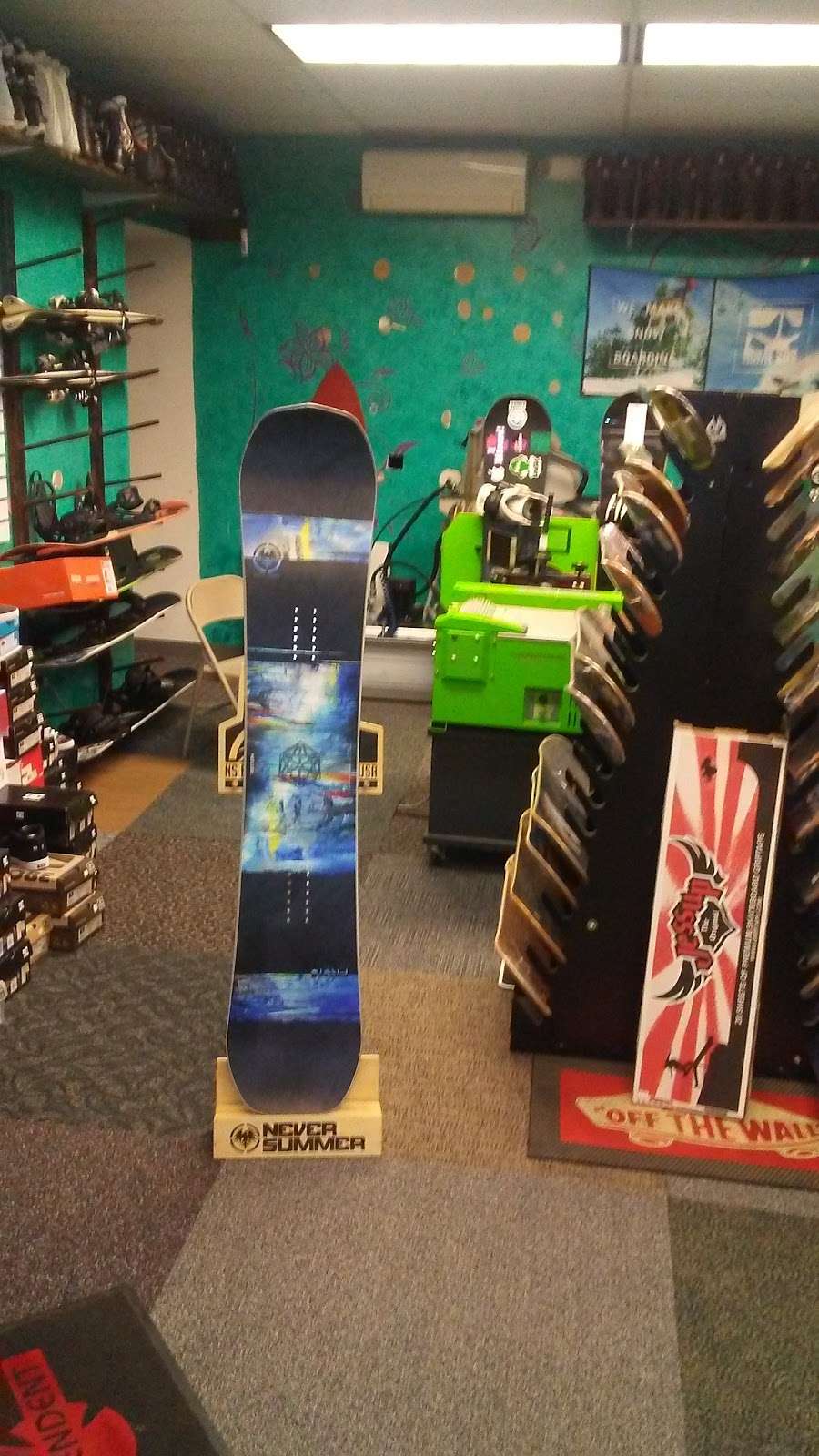 Orange County Snowboards | 1778 NY-17M, Goshen, NY 10924 | Phone: (845) 294-7433