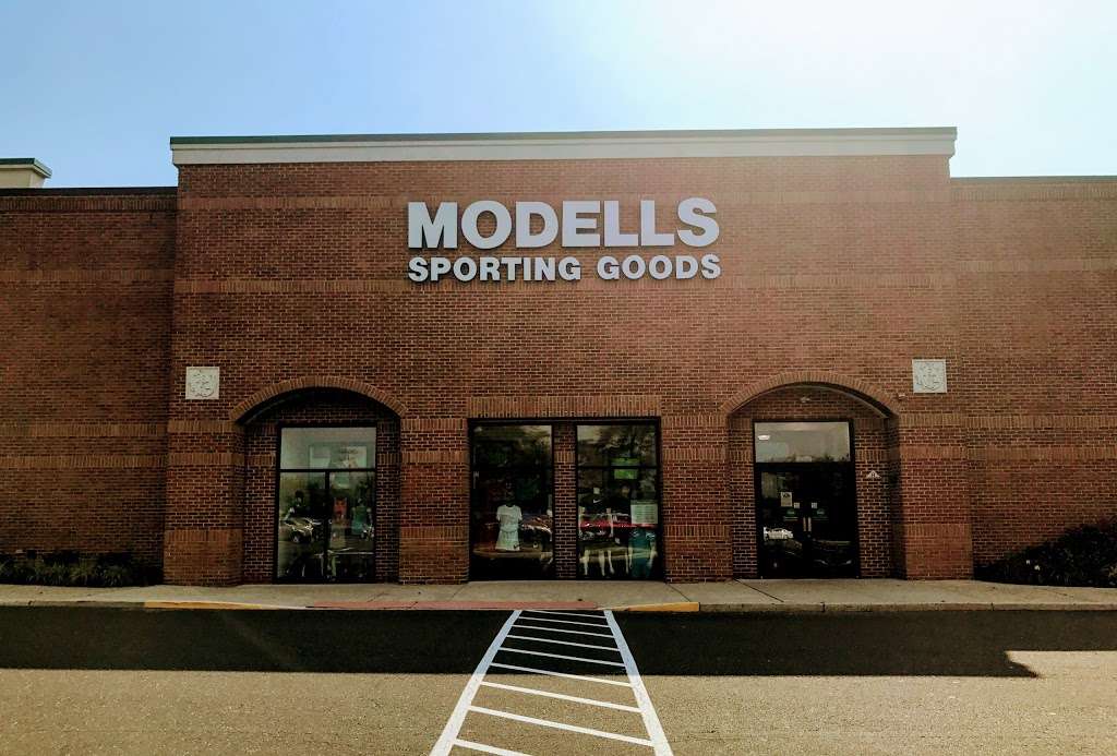Modells Sporting Goods | 155 Witchwood Dr, North Wales, PA 19454, USA | Phone: (215) 616-4500