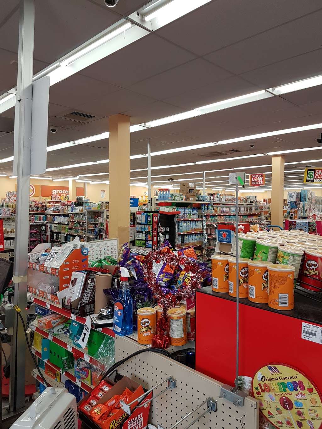 Family Dollar | 976 Bergen St, Newark, NJ 07112, USA | Phone: (973) 923-0373