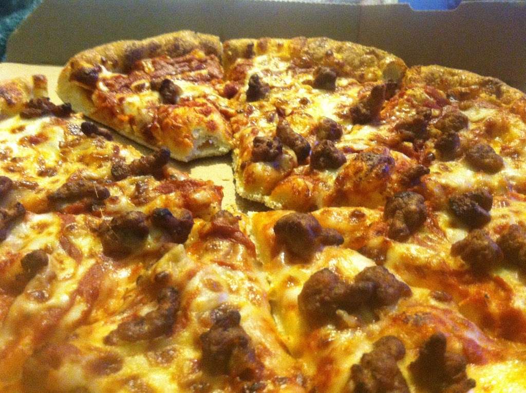 Dominos Pizza | 13931 Van Nuys Blvd, Arleta, CA 91331, USA | Phone: (818) 897-0355