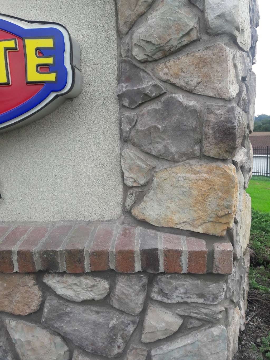 Quality Stone Veneer Inc | 6295 Baltimore Pike, Littlestown, PA 17340, USA | Phone: (717) 359-4200