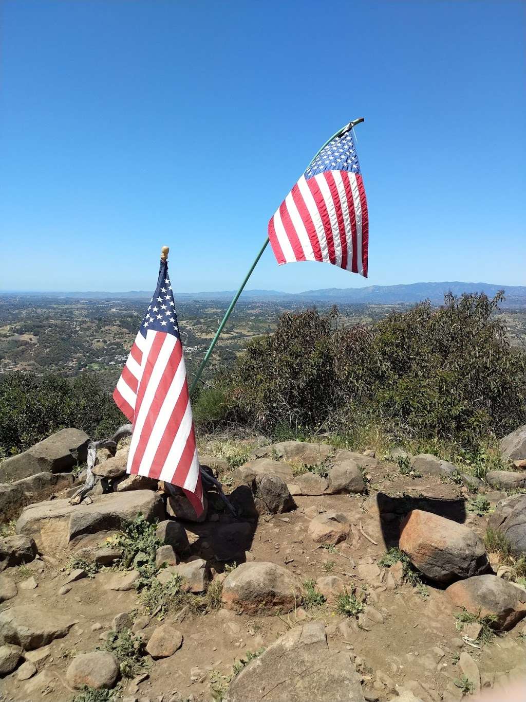 Monserate Mtn Trailhead | 243 Horse Ranch Creek Rd, Fallbrook, CA 92028, USA