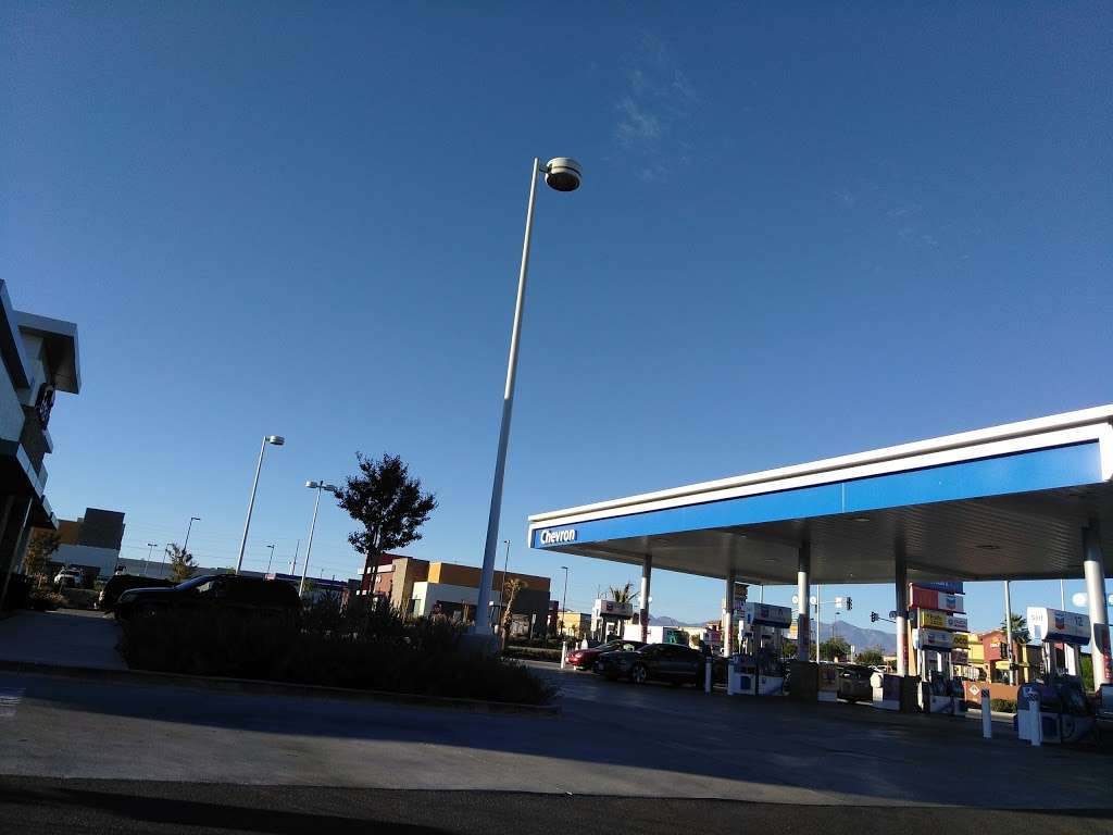 Chevron | 14217 US-395, Victorville, CA 92394, USA | Phone: (760) 951-2021