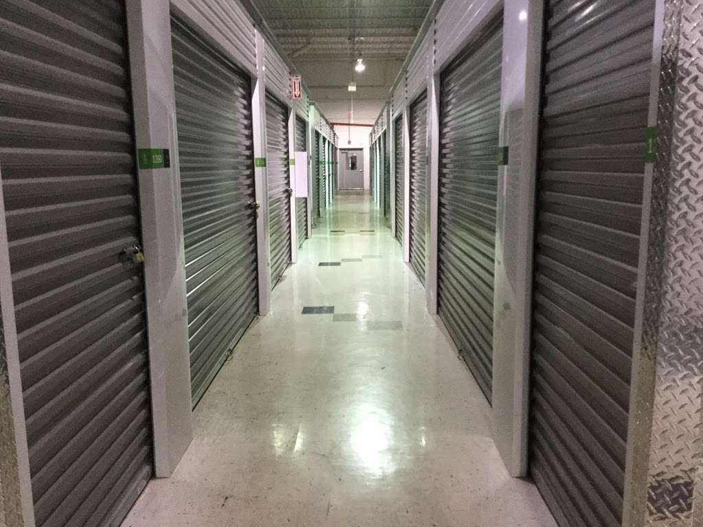 Life Storage | 7700 W 79th St, Bridgeview, IL 60455, USA | Phone: (708) 304-4964