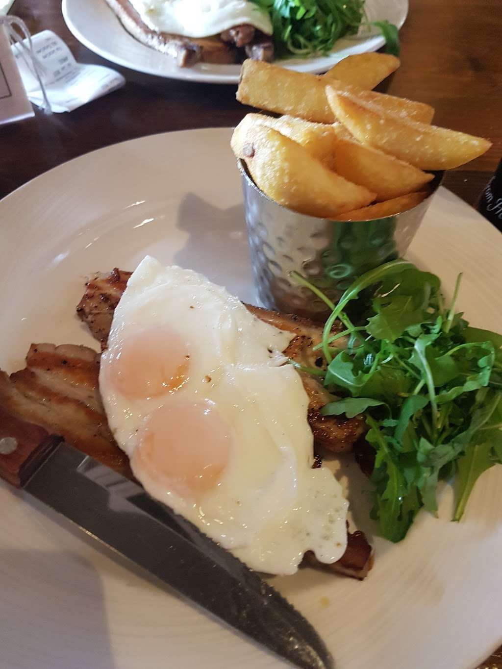 Coach and Horses | Thorley St, Thorley, Bishops Stortford CM23 4AS, UK | Phone: 01279 710991