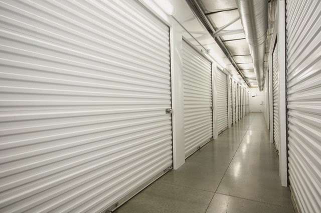 SecurCare Self Storage | 25065 Globe St, Moreno Valley, CA 92551, USA | Phone: (951) 305-8816