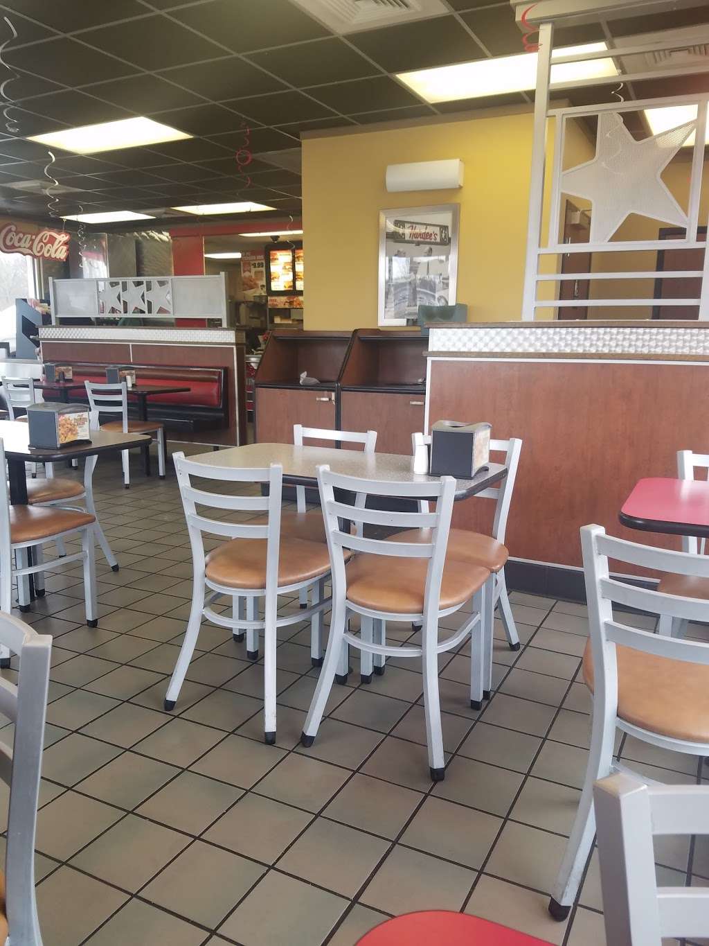 Hardees | 9811 Courthouse Rd, Spotsylvania Courthouse, VA 22553, USA | Phone: (540) 898-2683