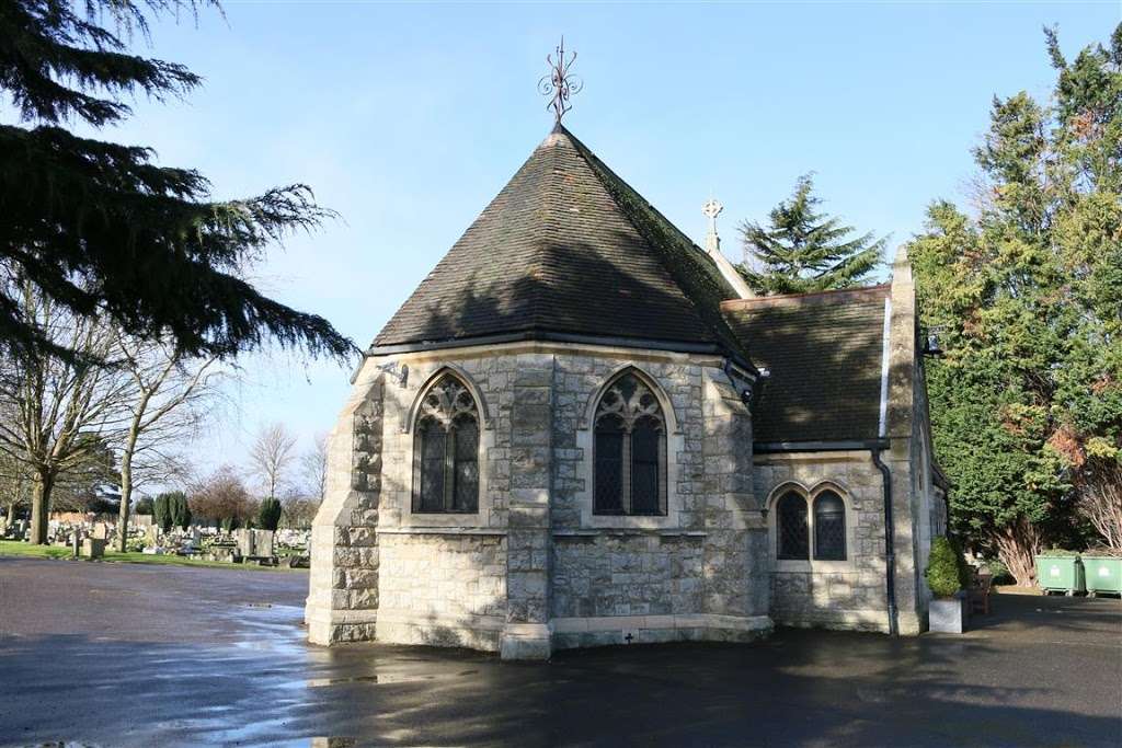 Watling Street Cemetery | Watling St, Dartford DA2 6AA, UK | Phone: 01322 290059
