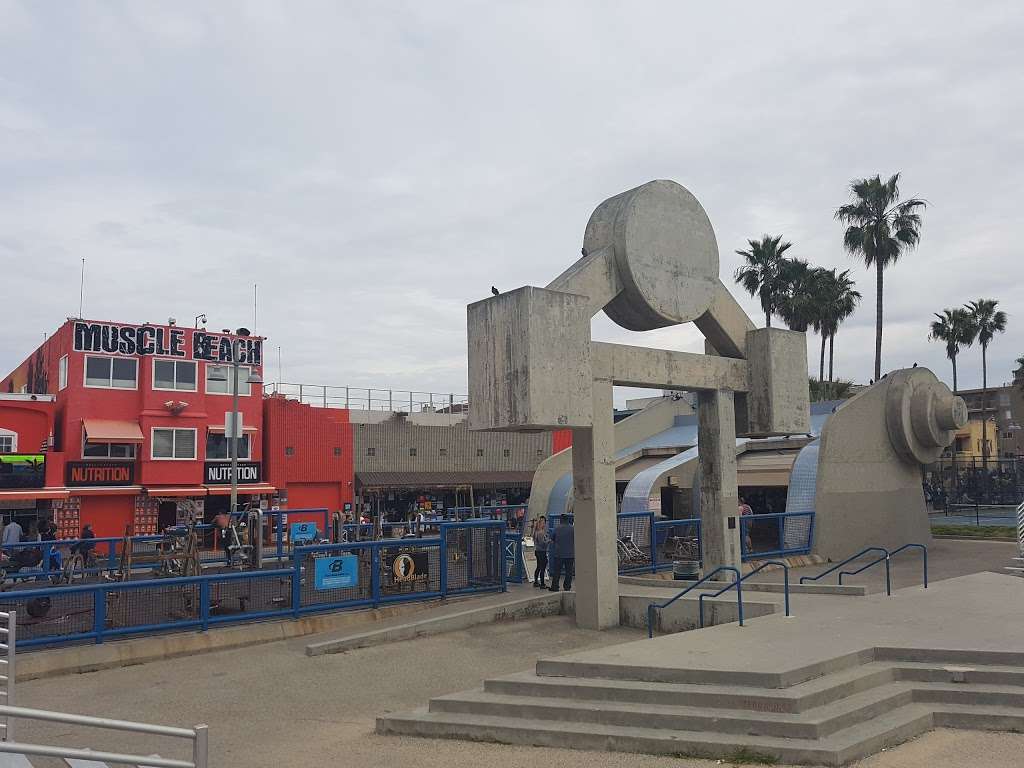 Muscle Beach | 1800 Ocean Front Walk, Venice, CA 90291, USA | Phone: (310) 399-2775