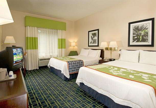 Fairfield Inn & Suites by Marriott Boston Milford | 1 Fortune Blvd, Milford, MA 01757, USA | Phone: (508) 478-0900