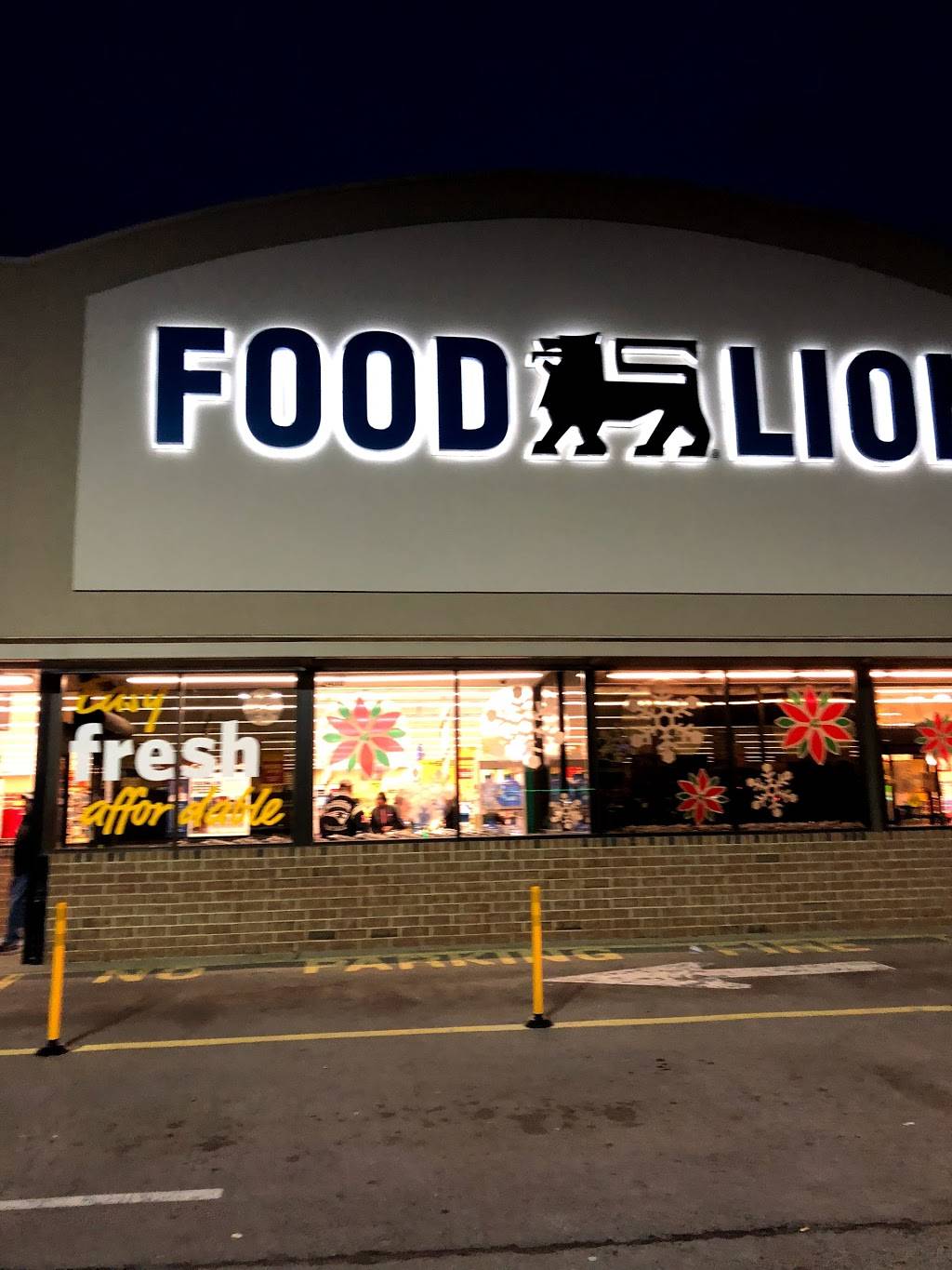 Food Lion | 2400 Holloway St, Durham, NC 27703, USA | Phone: (919) 598-1433