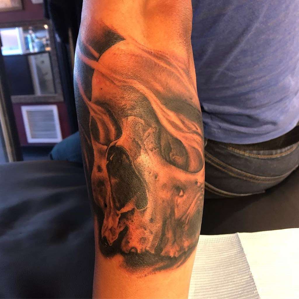Ink Side Out Tattoos | 47 Wall Street, Norwalk, CT 06850 | Phone: (203) 855-9079