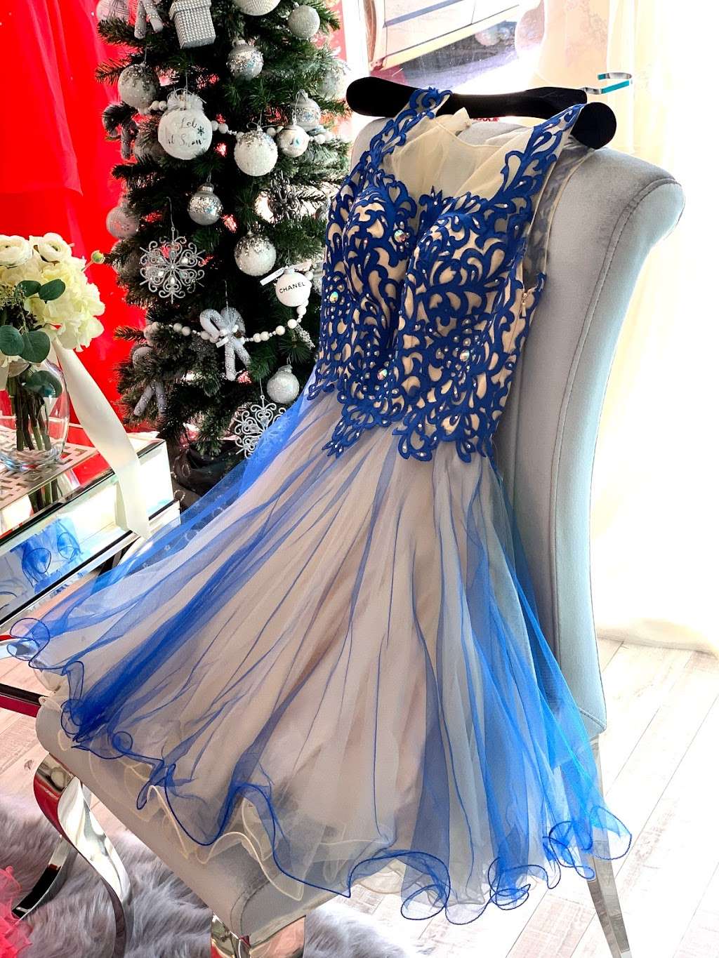 Rent-A-Gown Boutique| Quinceañera & Bridal Rentals/Sales | 2703 E South St, Orlando, FL 32803, USA | Phone: (407) 635-0842