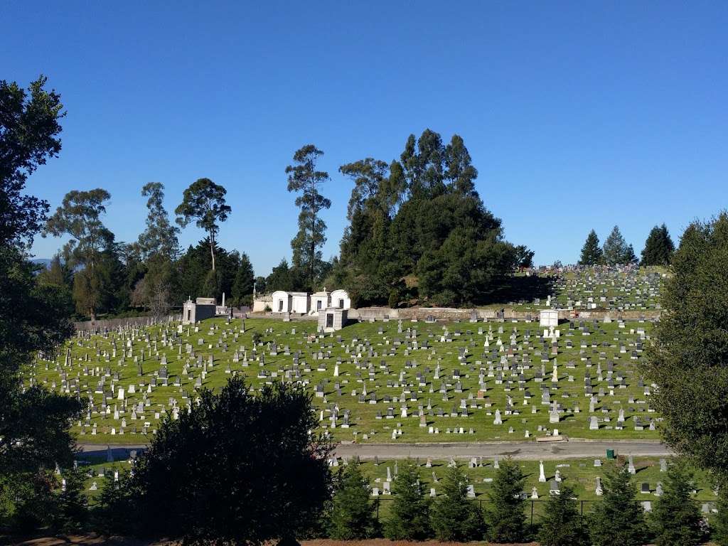 St Mary Cemetery | 4529 Howe St, Oakland, CA 94611 | Phone: (510) 654-0936