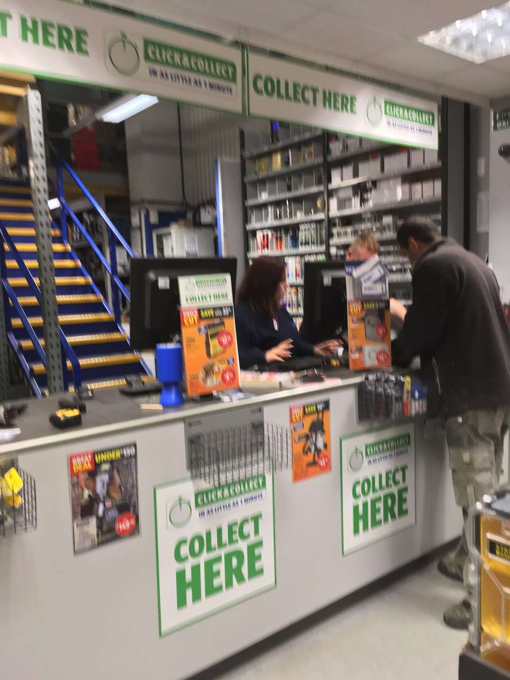 Screwfix | 27, Christchurch Industrial Estate, Forward Dr, Harrow HA3 8NT, UK | Phone: 0333 011 2112