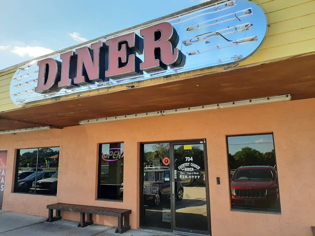 Country Cookin Diner - Port St. John | 704 West Ave, Cocoa, FL 32927, USA | Phone: (321) 638-0777