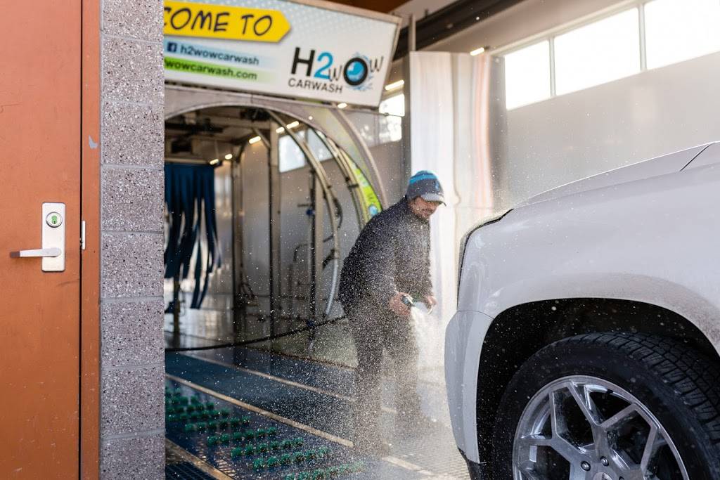 H2WOW Carwash - Littleton | 11737 W Ken Caryl Ave, Littleton, CO 80127, USA | Phone: (303) 904-3002