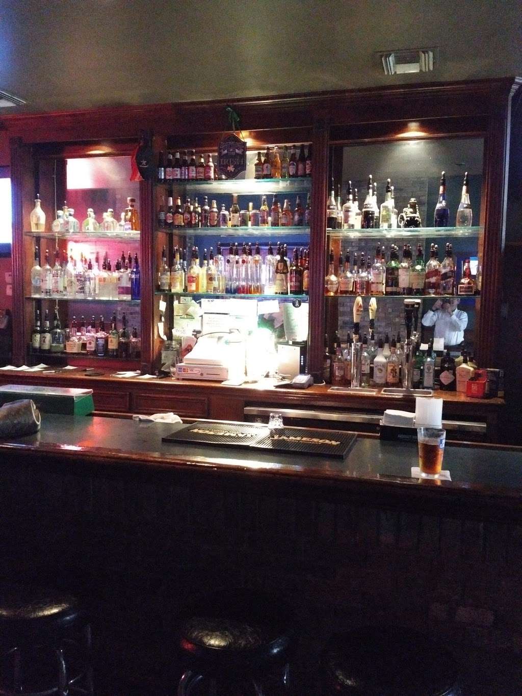 Nikkis Irish Pub | Photo 1 of 9 | Address: 10885 Katy Fwy, Houston, TX 77079, USA | Phone: (713) 932-0800